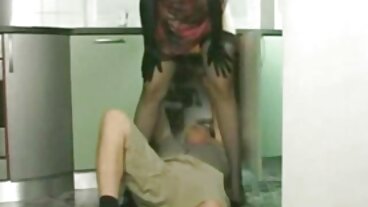 Helt nya Sybian prövad svenska porrsajter av Slender Model Natalia Nix