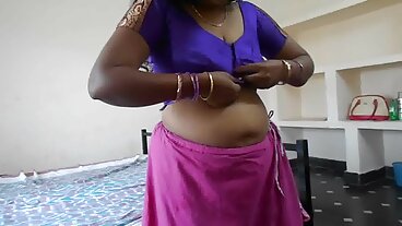 Det kan vara välgörenhet, men gratis porrfilm med äldre damer du betalar ändå gärna