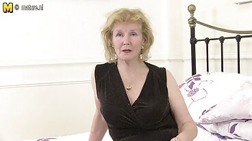 Japansk MILF med massiva ocensurerade bröst XXX svensk hemmagjord porr