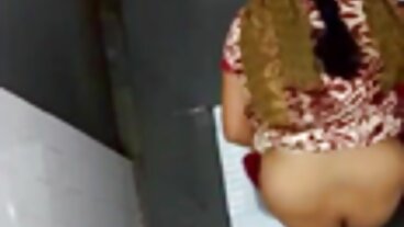 Lustig svensk klassisk porr spansk MILF blir spikad av en stor svart kuk